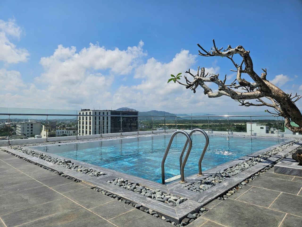Mtr & Da Nang