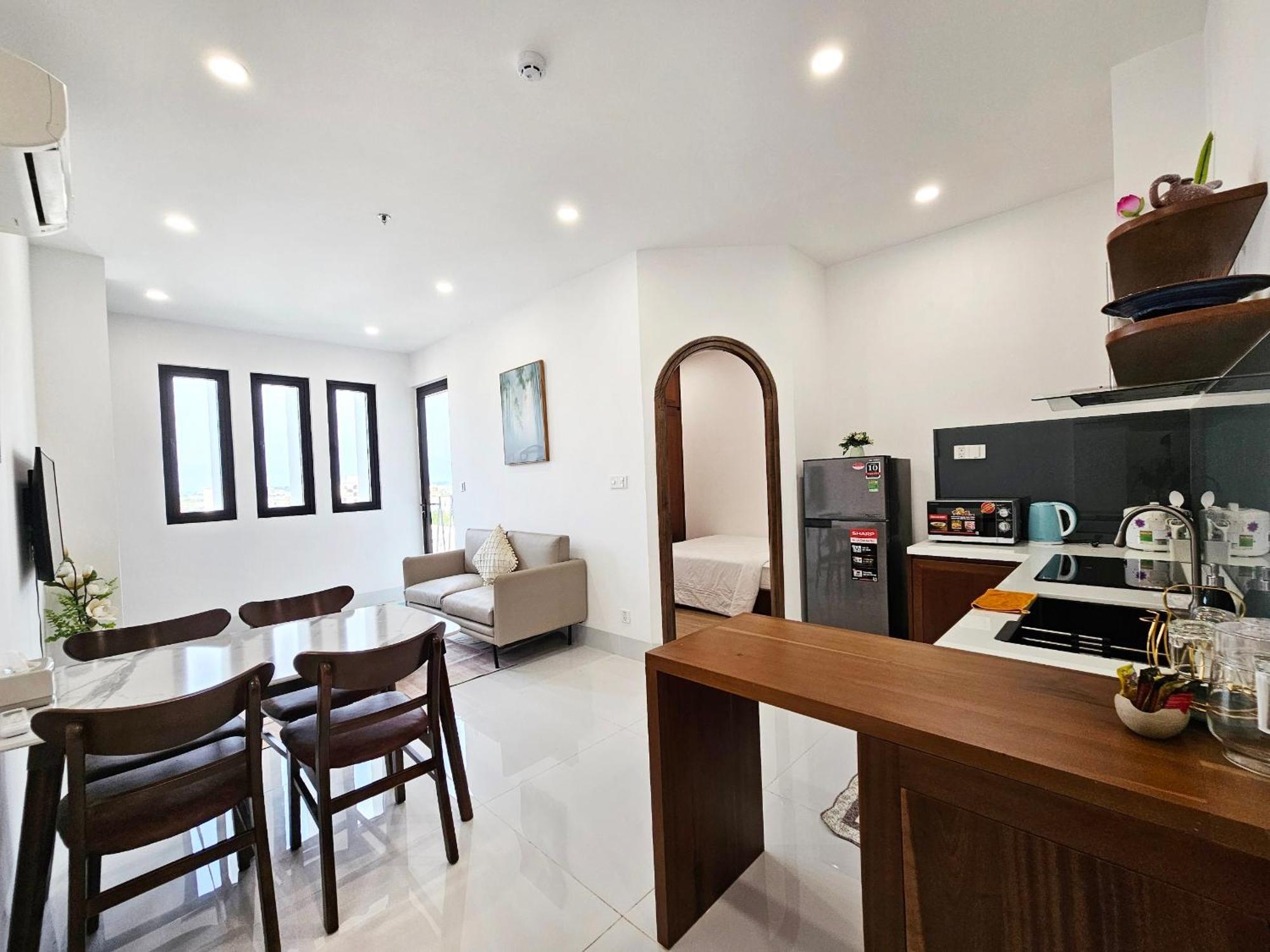 Apartment Mtr & *